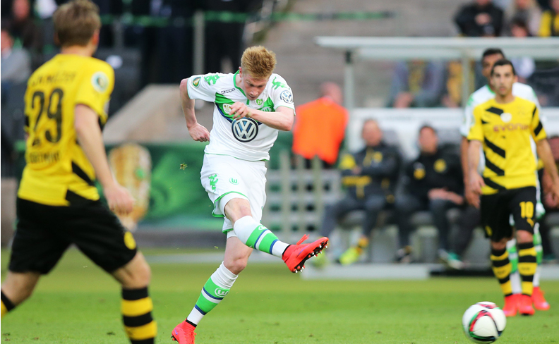 弗里克球员时期曾访诺坎普，随队击败克鲁伊夫麾下阿贾克斯（弗里克球员时代曾做客诺坎普，随队击败克鲁伊夫执教的阿贾克斯）