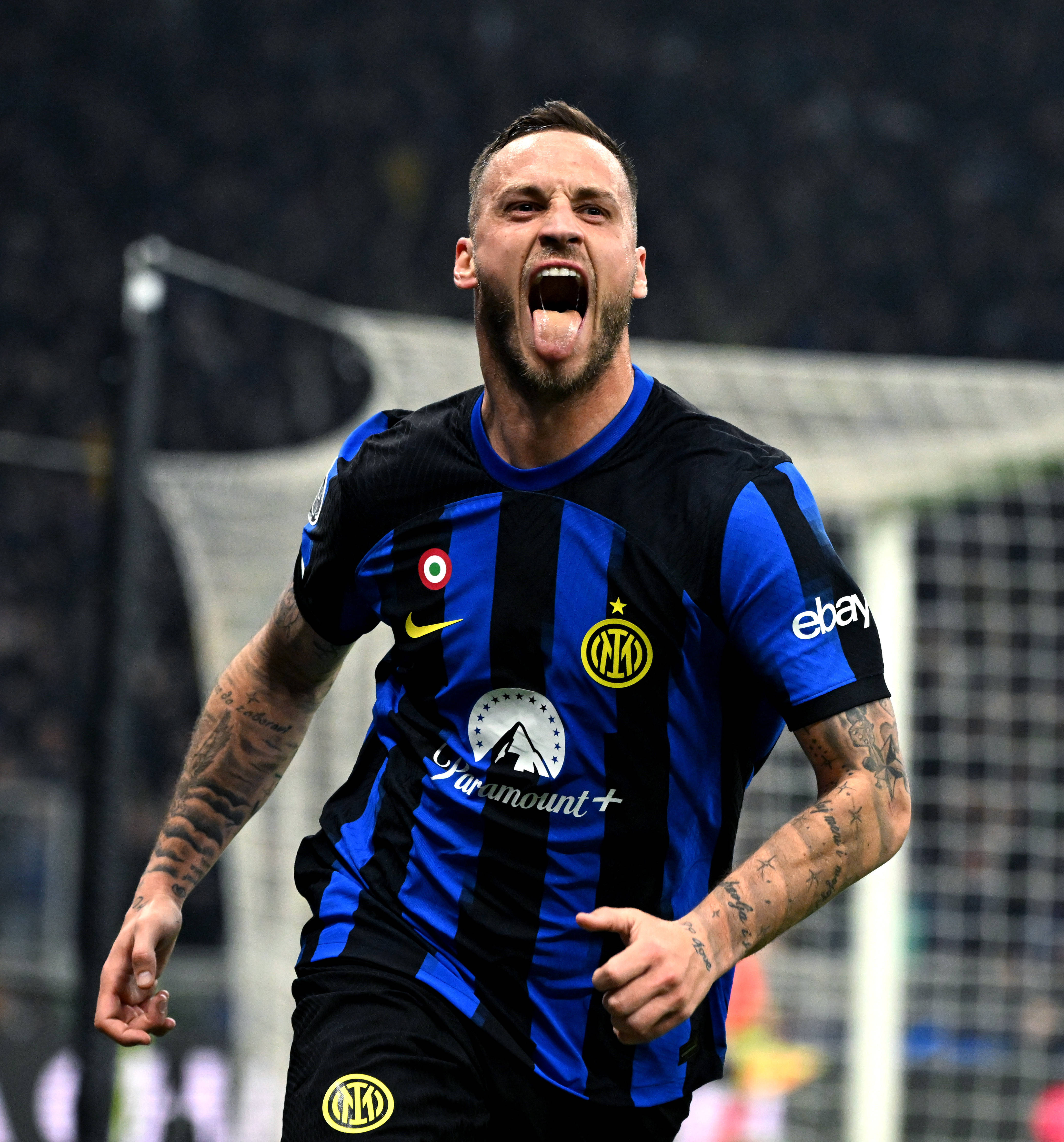 马里亚诺：皇马是世界最伟大俱乐部，但不是所有人都适合那里（马里亚诺：皇马是世界最伟大豪门 但并非人人适合）