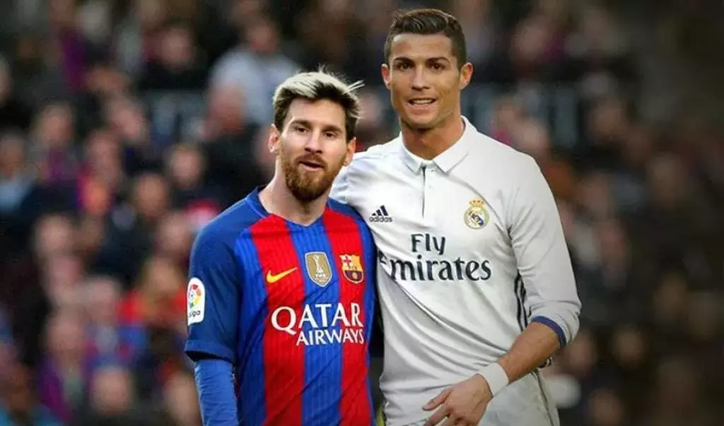 因右踝发炎，朗尼克取消了担任阿森纳vs拜仁解说嘉宾的计划（右踝发炎，朗尼克退出阿森纳对拜仁解说席）