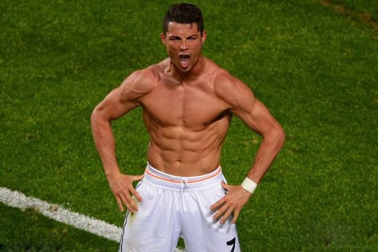 马绩效：年轻球员应以C罗为榜样，梅西是天才不需要过多训练（马绩效：年轻球员该以C罗为范，梅西天赋超群无需过度训练）