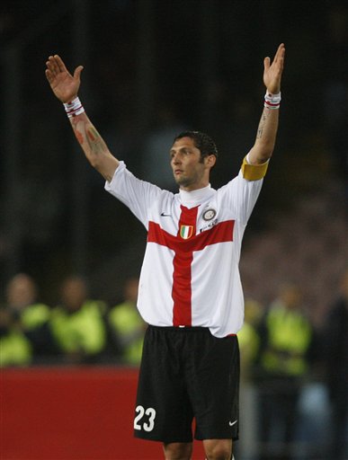 刘建宏：邵佳一已经表现出了一个现代教练的风度和气质（刘建宏：邵佳一已展现出现代教练的风范与气质）