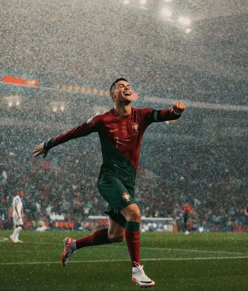 天空体育：桑德兰对莱比锡前锋奥蓬达不感兴趣（天空体育：桑德兰无意引进莱比锡前锋奥蓬达）