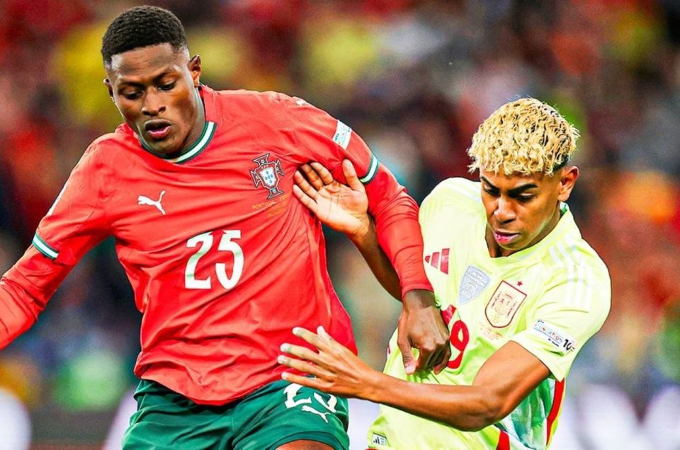 法国客场3-1逆转阿塞拜疆，马特塔、阿克利乌什破门，古斯托两助攻（法国客战阿塞拜疆3-1上演逆转：马特塔、阿克利乌什建功，古斯托双助攻）