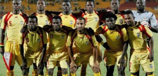 毫无竞争力，阿贾克斯本赛季欧冠5战全败仅进1球净负15球垫底（阿贾克斯欧冠惨淡：本季5战皆负仅入1球，净负15球小组垫底）